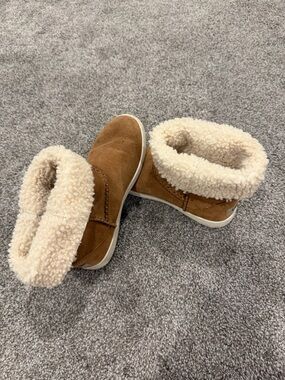 UGG Mika Sneaker Boot